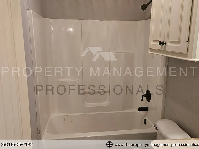 121 Cherry Laurel Cir — Photo 18