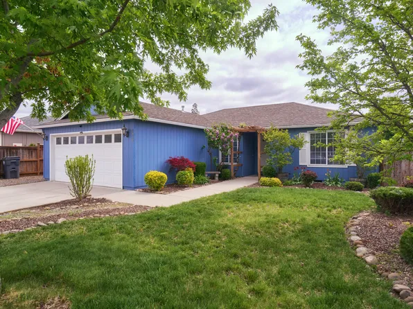 3878 Strawberry Flds, White City, OR 97503