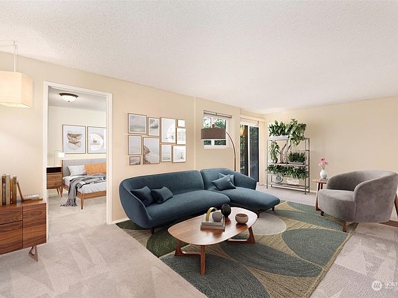 4th image of 11535 Greenwood Avenue N #B01
