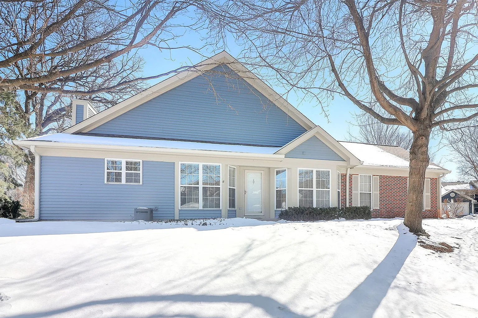 699 Bent Ridge Ln photo 1