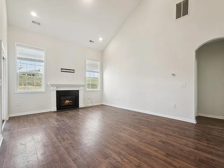 2312 Longmont Dr — Photo 11