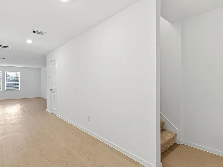 15227 Abella Dr — Photo 7