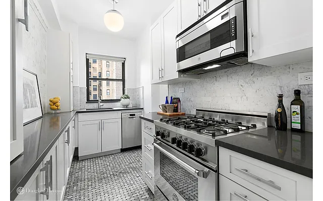 Sold by Douglas Elliman | media 5