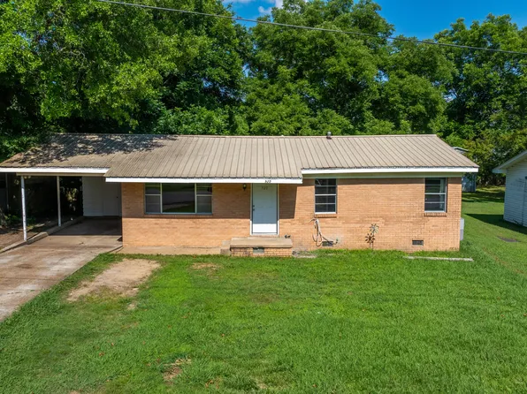 920 Leonard St, Batesville, AR 72501