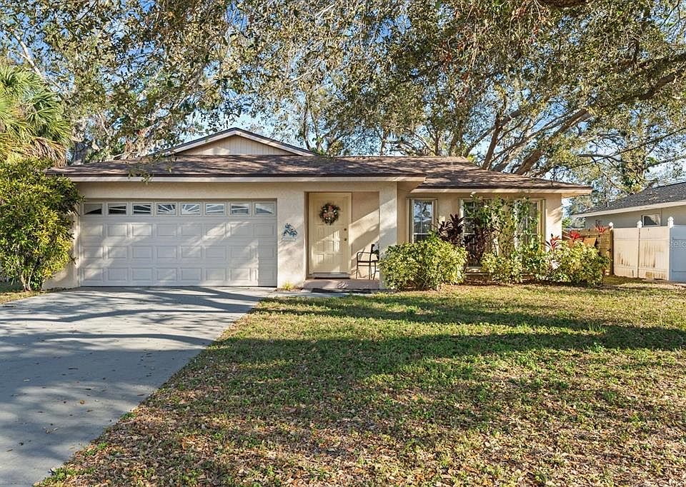 1st image of 4544 Beacon Dr
