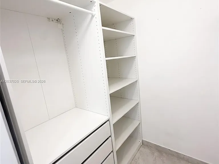 488 NE 18th St #3102 — Photo 5