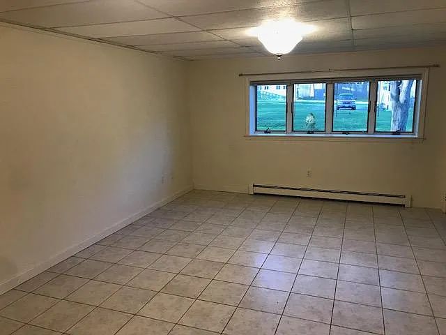 5 Royal Ave #3 — Photo 6