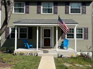 8135 Winter Blue Ct, Springfield, VA 22153