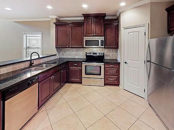 4th image of 1012 Welsh Ave