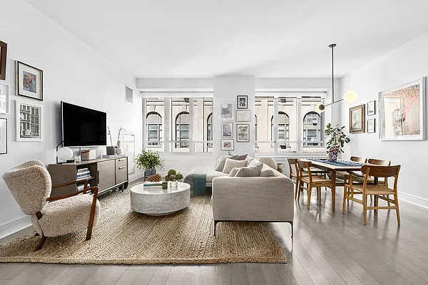 Sold by Compass | media 8