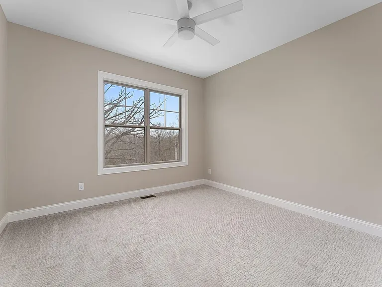 59 Sanctuary Dr — Photo 10