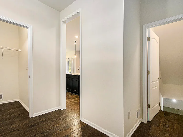 2895 Dillon Dr — Photo 18