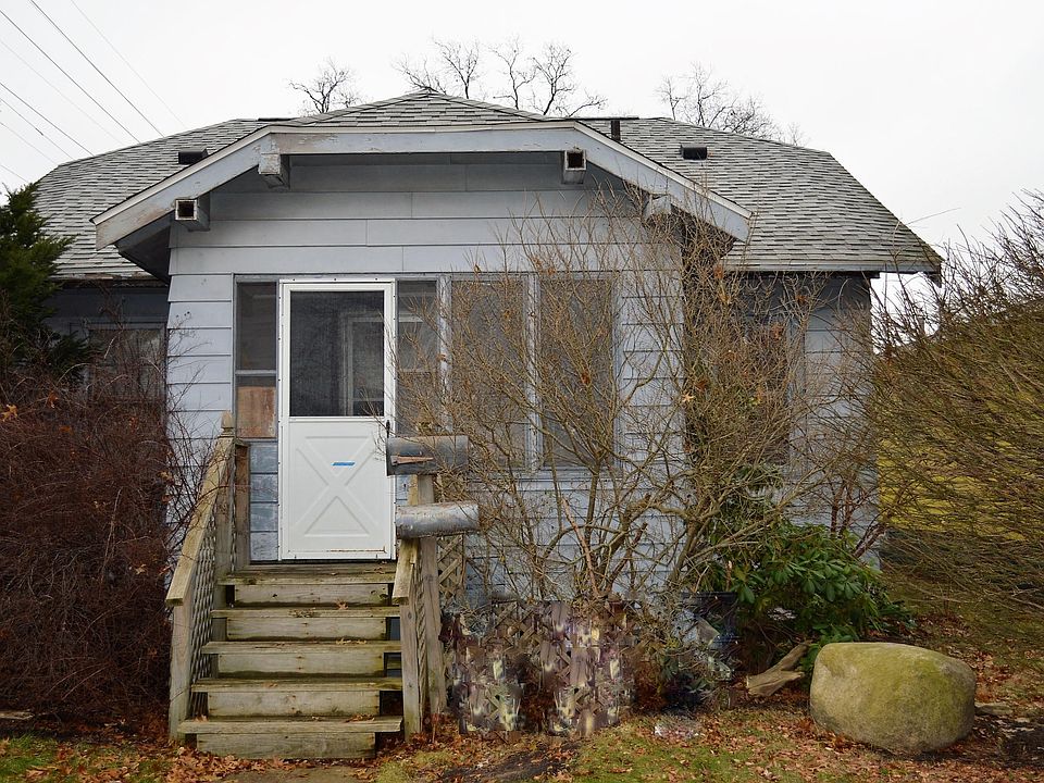 1st image of 1808 Elwood St