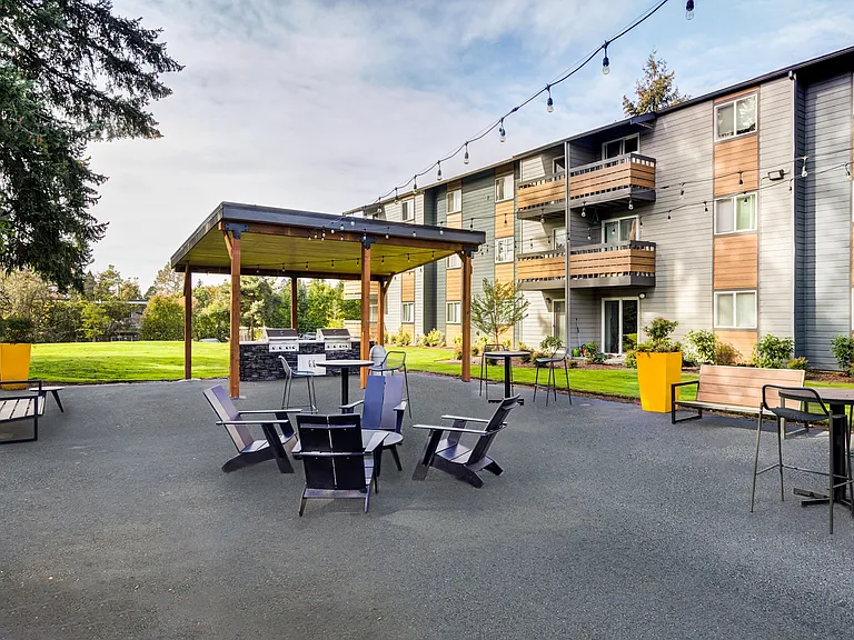 Knol Apartments — Photo 18