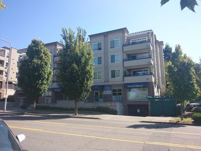 8760 Greenwood Ave N APT N301, Seattle, WA, 98103