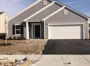 5382 Timber Grove Dr, Canal Winchester, OH 43110