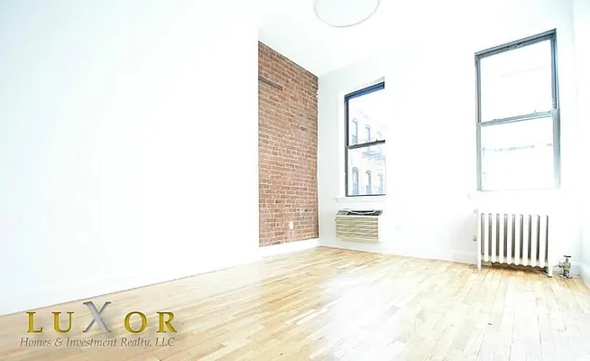 Rented by Luxor Homes & Investment Realty | media 12