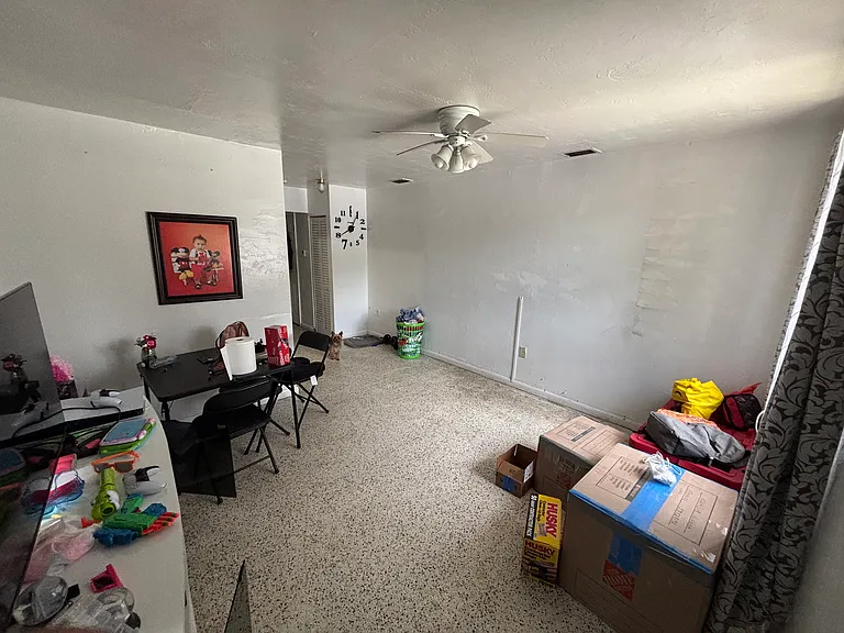 3030 NW 15th Ave #1 — Photo 3