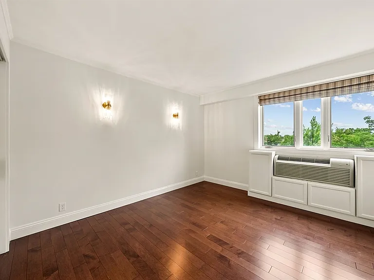 19 Chauncy St #4B — Photo 14