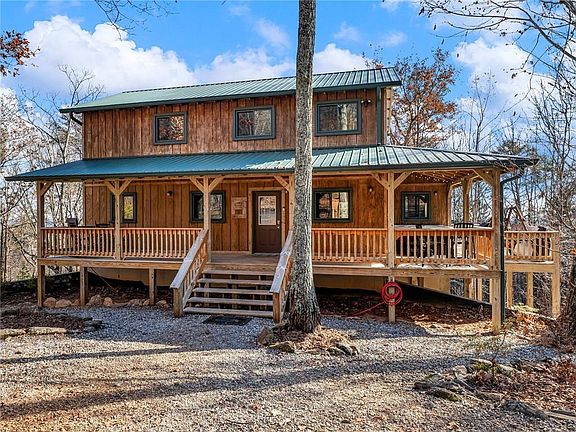4th image of 333 Skywood Ln