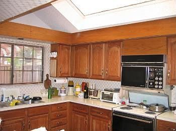 5th image of 2119 Winterbourne W