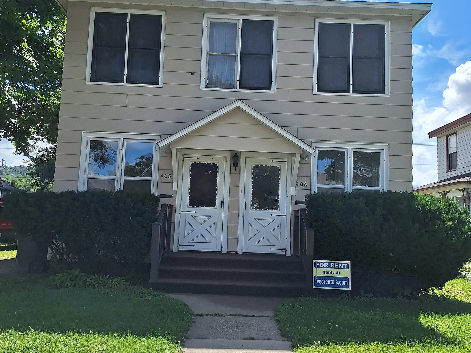 2 bed, $995 — Photo 1