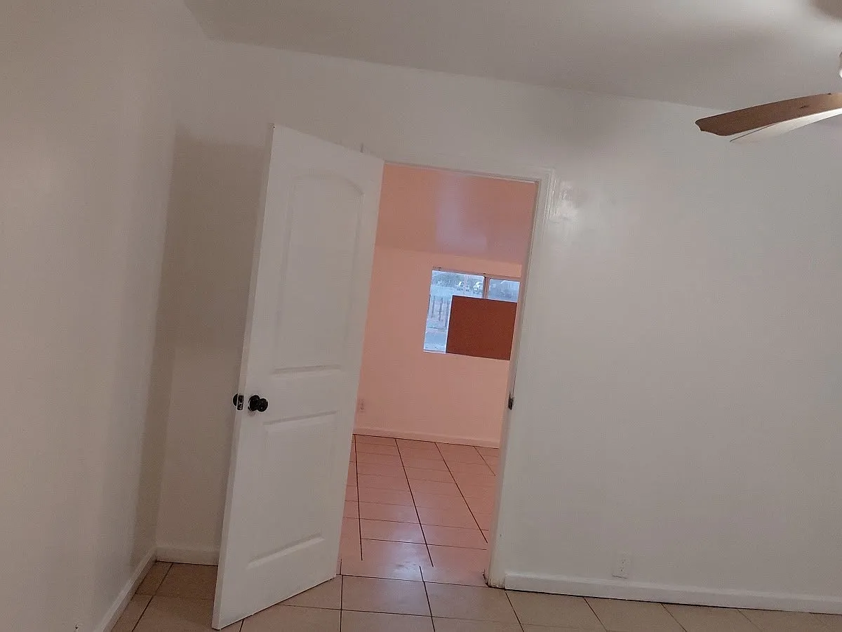 2 bed, 500 sqft, $1,450 — Photo 3
