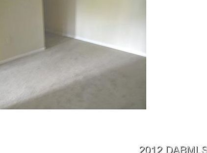 2nd image of 940 Village Trl #107