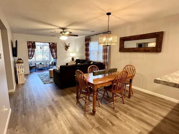 2529 State Highway 176, Rockaway Beach, MO