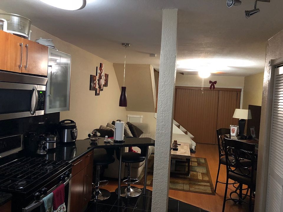 1st image of 1300 W 47th Pl APT 218B