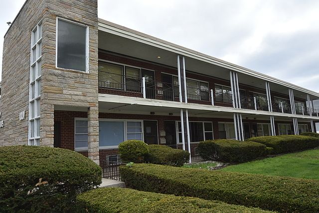 1st image of 1001 N Harlem Ave APT B