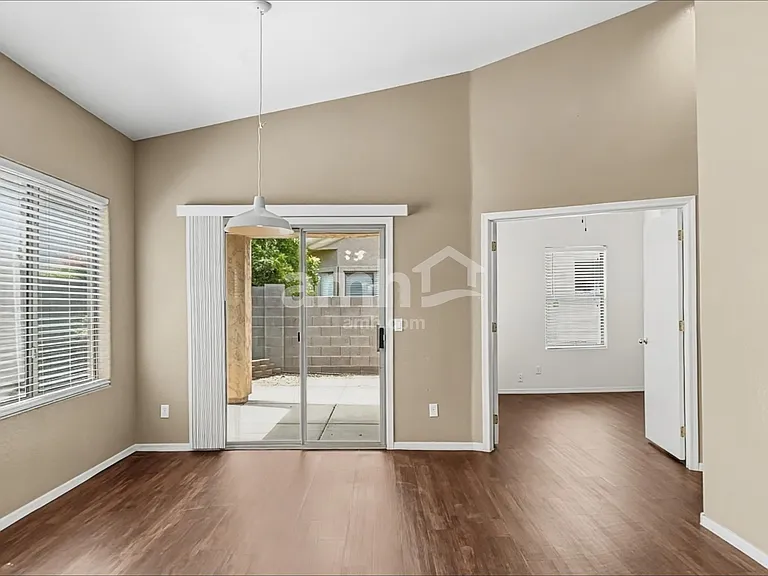5839 E Nathan St — Photo 5