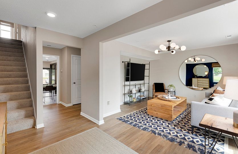 25327 Tolstoy Trl, photo 3