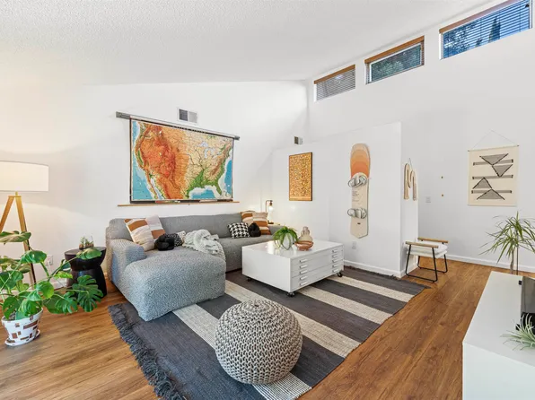 1001 Damon Ct, Santa Rosa, CA 95401