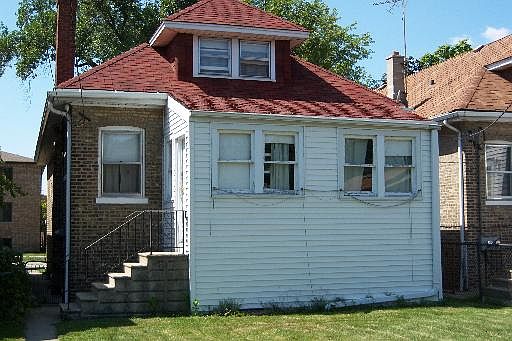 2nd image of 3421 S Cuyler Ave