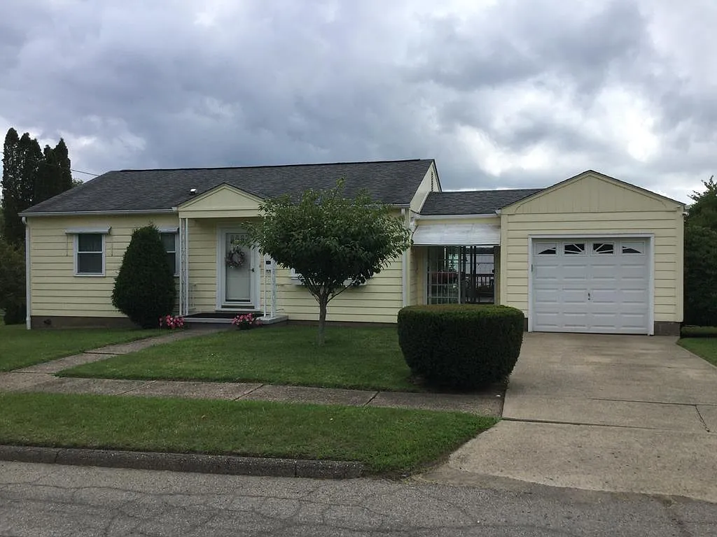 407 Euclid Ave photo 1