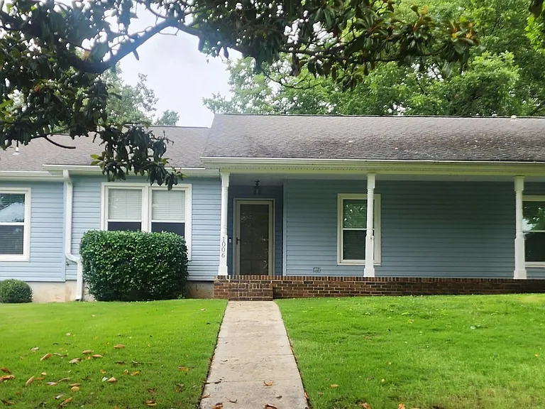 1006 Wood Cir — Photo 1