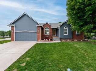 12332 E Lincoln Ct, Wichita, KS 67207