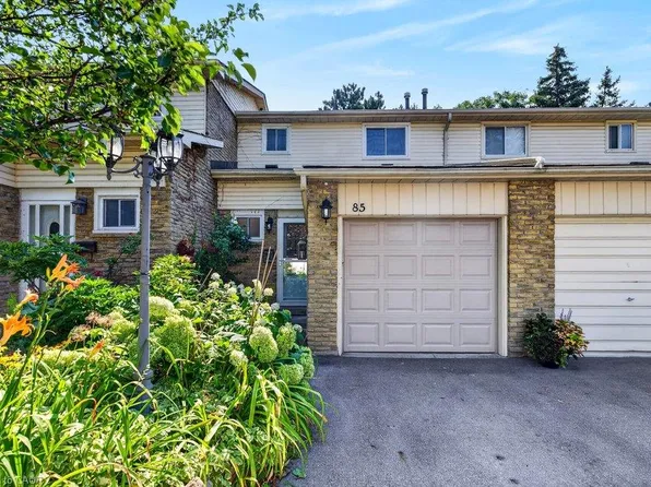 100 Quigley Rd #85, Hamilton, ON L8K 6J1