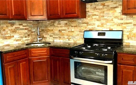 3rd image of 10713 Watson Pl