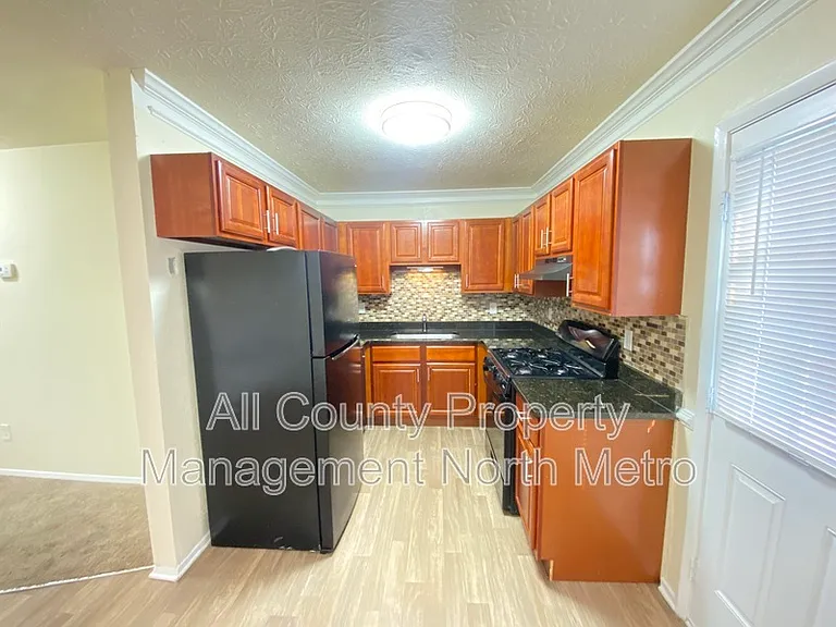 3054 Destin Cir — Photo 3
