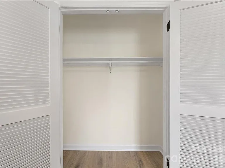 4706 Walden Ct — Photo 22