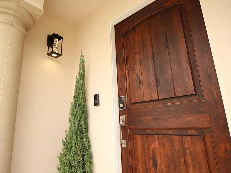 832 Rose Ave — Photo 15
