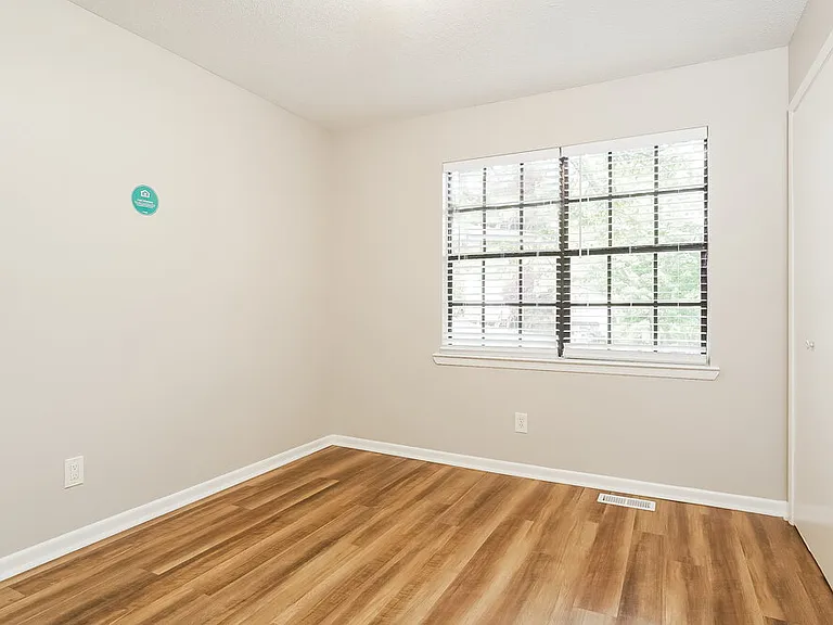 6518 Chrissy Dr — Photo 13