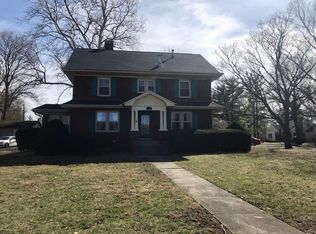 1407 W Springfield Ave, Champaign, IL 61821