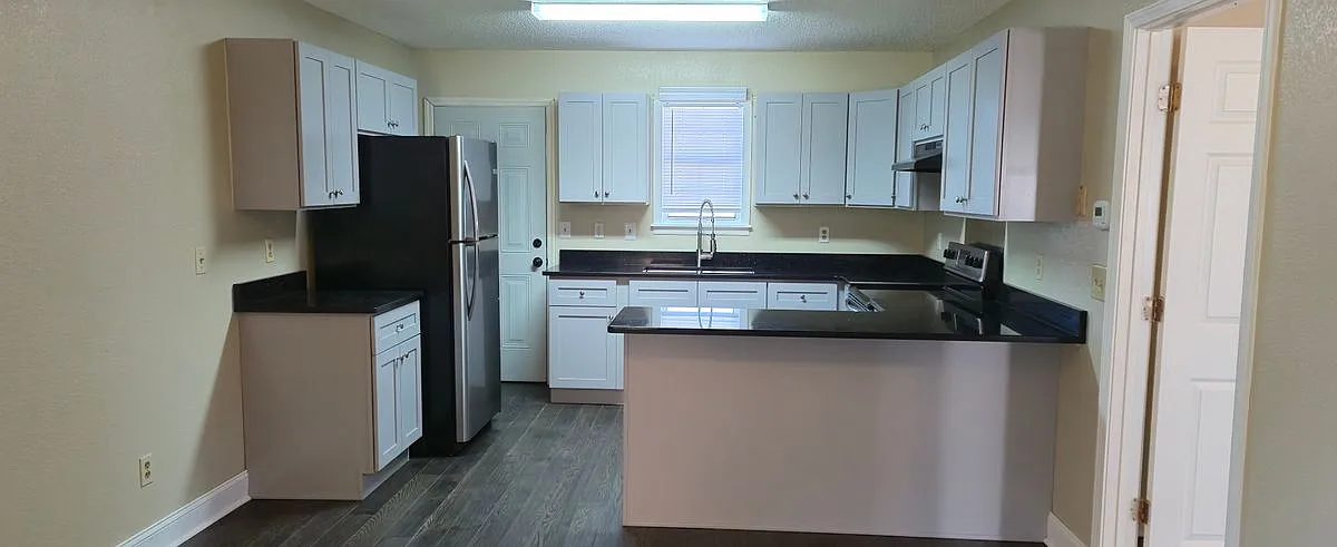 1 bed, 1.0 bath, 600 sqft, $850 — Photo 1