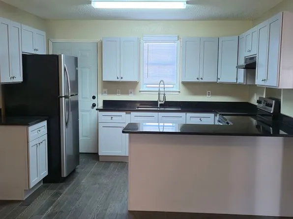 178 Fairview Rd, Crossville, TN 38571