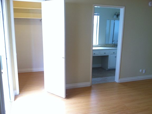 5th image of 3752 Mentone Ave APT 9