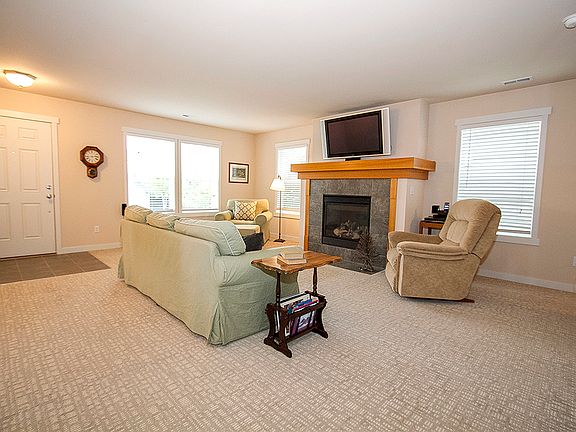 5th image of 34409 SE Dio St