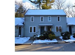 22 High Bluff Dr, Kennebunk, ME 04043